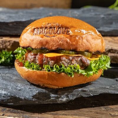 Бургер Jack Daniels в Мясоlove по цене 670 ₽