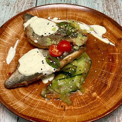 Дорадо на гриле с огурцомв Сова по цене 1050 ₽