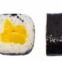 Ролл с такуаном в Mr roll