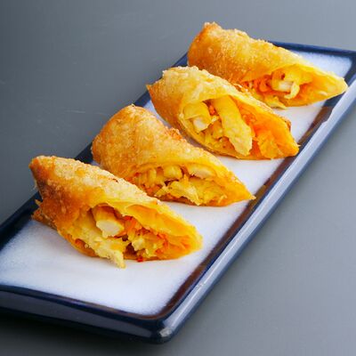 Спринг роллы с креветками в MO by Matisov по цене 550 ₽