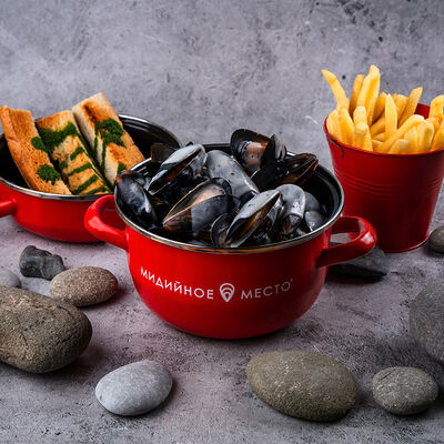 Мидии в сливочно-сырном соусе в Мидийное место по цене 1150 ₽