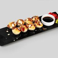 Ролл Якимашита с угрем в Basilic -Территория Вкусной Еды