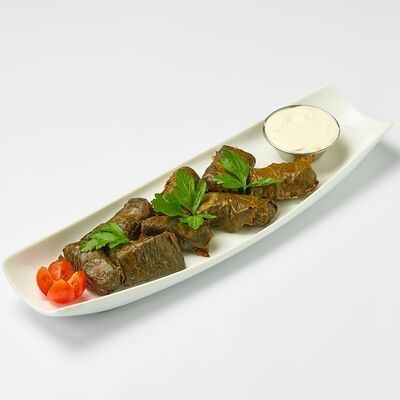 Долма с виноградными листьями в Fresh Gastrobar по цене 550 ₽