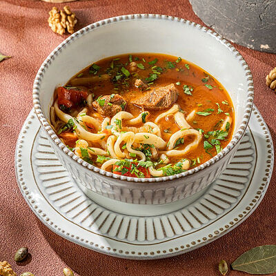 Лагман из баранины с домашней лапшой в Джонджоли по цене 650 ₽