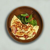 Воздушный омлет с беконом и сливочным сыром в Сидрерия