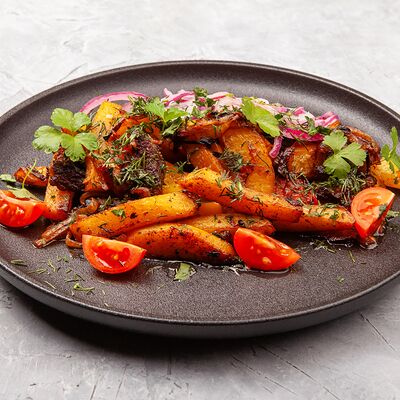 Жаркое с телятиной в Смольный по цене 900 ₽