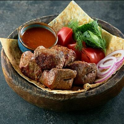 Шашлык из мякоти ягнёнка в Мангал&Грузия по цене 990 ₽