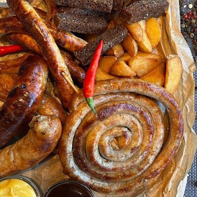 Сет колбасок в Красножар по цене 4465 ₽