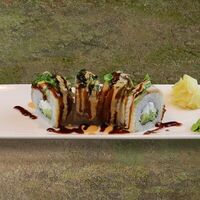 Ролл Филадельфия с угрем в Бай Тай