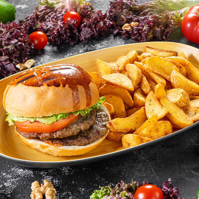 Классический бургер в Chef Burger & Doner по цене 800 ₽