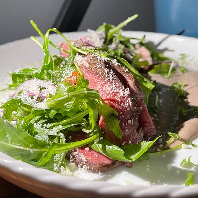 Вителло тоннато в Seven по цене 820 ₽