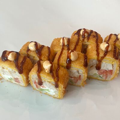 Тортилья темпура с курицей в SUSHI WOW по цене 370 ₽