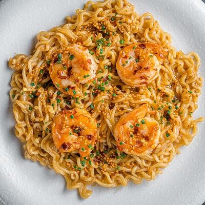 Рамен с креветками в Мидийная личность по цене 777 ₽