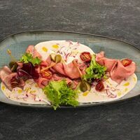 Вителло Тоннато из мраморной говядины в Neft