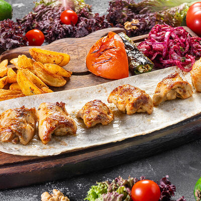 Тавук шишь в Chef Burger & Doner по цене 850 ₽