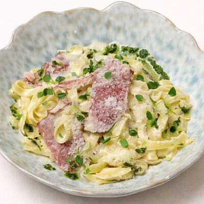 Карбонара от шефа с кониной в Василек по цене 690 ₽