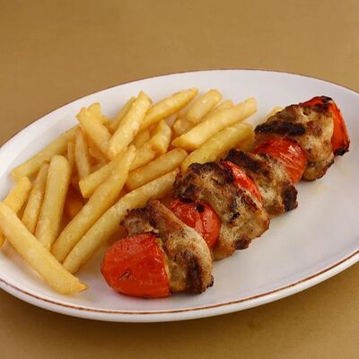 Куриный шашлычок с овощами в BBQ Beer Restaurant по цене 615 ₽
