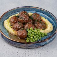 Говяжьи тефтели с соусом демиглас в Табаско