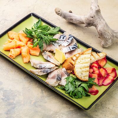 Рыбная тарелка в 7 небо по цене 1050 ₽