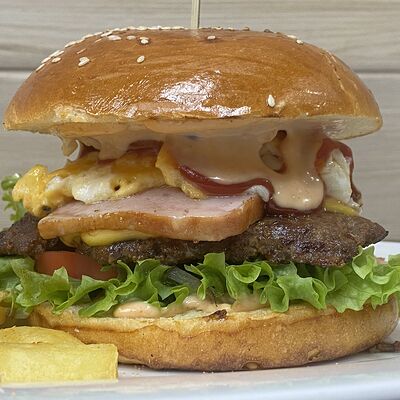 Бургер Нью-Йорк в Armud Kebab по цене 499 ₽