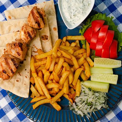 Сувлаки с куриным филе в Сувлаки №1 по цене 420 ₽