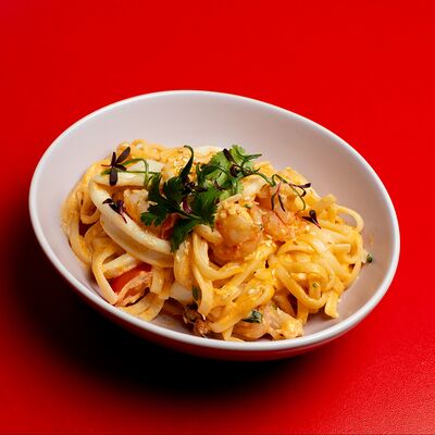 Вок с морепродуктами в Toki Poki по цене 390 ₽