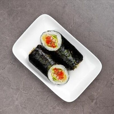 Суширрито с лососем в Токио Рамен по цене 580 ₽