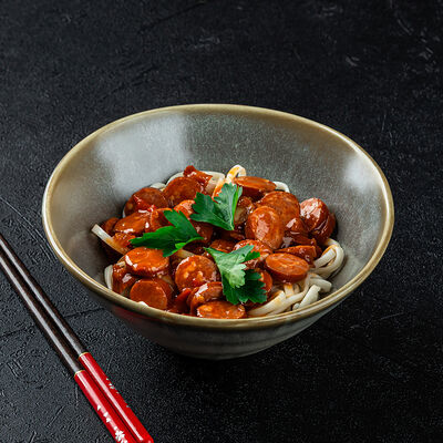 Удон острый с колбасками в Сан Суши - Пицца по цене 349 ₽