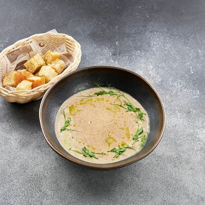 Крем-суп из белых грибов в 1st Gallery Lounge по цене 506 ₽