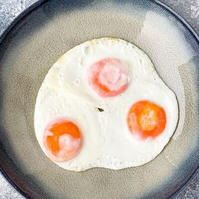Глазунья в Food market skolkovo по цене 190 ₽