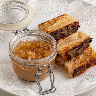 Паштет из куриной печени с яблочной мостардой в Bistrot по цене 1200 ₽