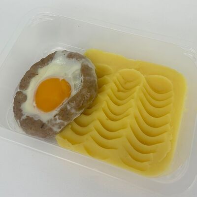 Гнездо глухаря с картофельным пюре в Gost Food по цене 350 ₽