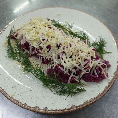 Салат со свеклой и говядиной в Барбари по цене 688 ₽