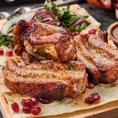 Шашлык из свиных ребер в ШАШЛЫК & BBQ по цене 795 ₽