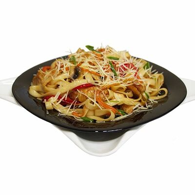 Удон с курицей под Унаги соусом в Суши Точка по цене 269