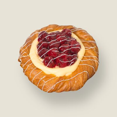 Вензель с вишней в Anycake по цене 220 ₽