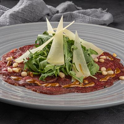 Карпаччо из говядины в Duran Bar & Grill по цене 269