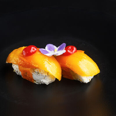 Суши с манго в Кабуки по цене 210