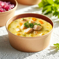 Уха с мурманским лососем, овощами в Банхоф