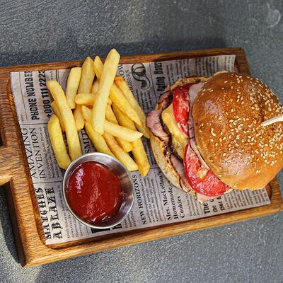 Бургер на югах в На югах по цене 830 ₽