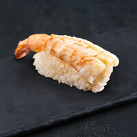 Суши с креветкой в Corner Grill