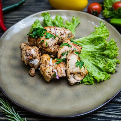 Шашлык куриный в Шеф рекомендует шашлыки по цене 659 ₽