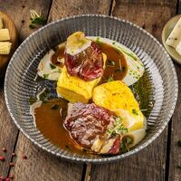 Говяжьи щеки в Ганс и Марта