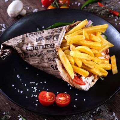 Гиро в пите в Адельфия по цене 410 ₽