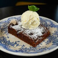 Шоколадный пирог с вишней в Шалом Берман