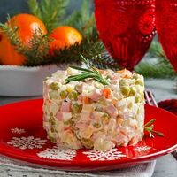 Салат Оливьев Шаурмист