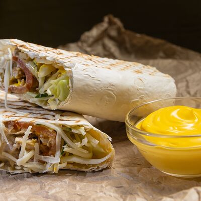 Шаурма сырная в Сальмаидрис по цене 490 ₽