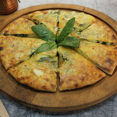 Хачапури со шпинатом в Marmaris Steak House по цене 650 ₽