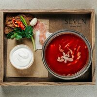 Борщ в Seven