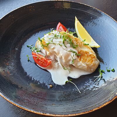 Судак с грибным соусом в БамБуши по цене 545